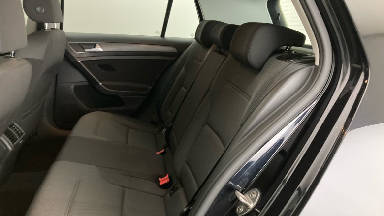 Volkswagen Golf 1.0 TSI 110 SE [Nav] 5dr DSG Petrol Hatchback